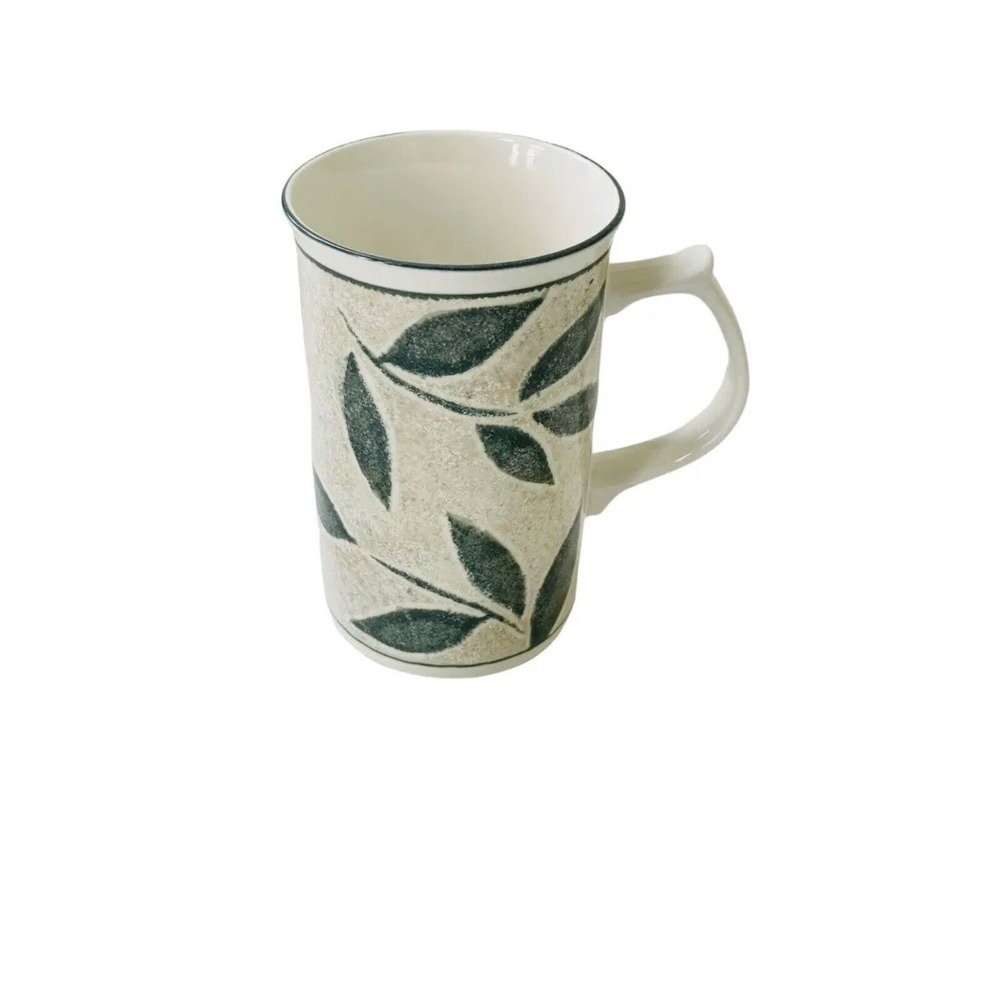 Mikasa Nature's Song Cappuccino Mug Green Leaf Design Preowned